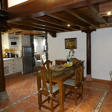 La Perla Negra Tatil Evi Icod De Los Vinos